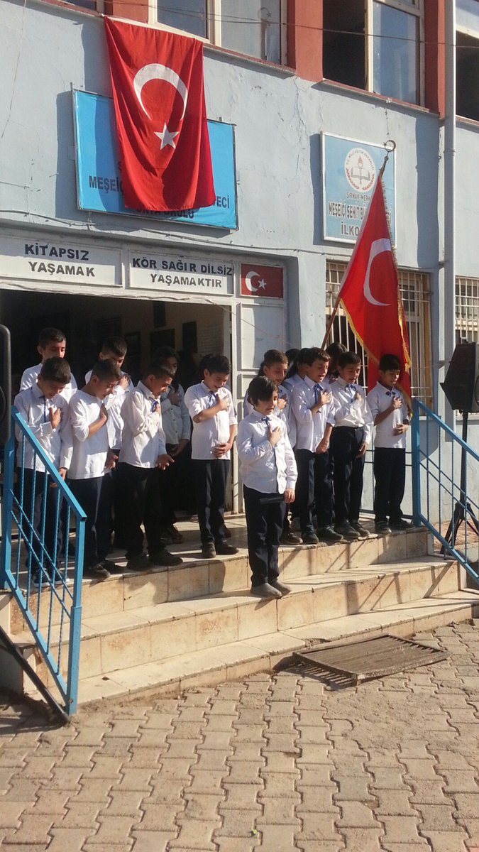 I'm at Meşeiçi Şehit Bülent Deveci Ortaokulu swarmapp.com/c/3QCe36Cnj42