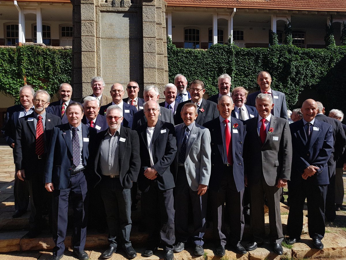 KingEdVIISchool's tweet photo. #RedReunion @KingEdVIISchool Welcome home Class of 1967 #redbrothers #redclass https://t.co/02q2hovj7P