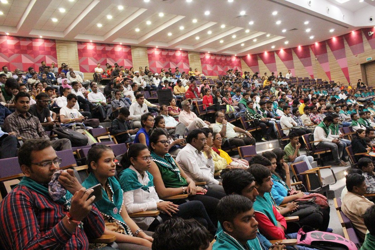 Launched #Vototsav anthem song by <a href="/AdityaGadhvi03/">Aditya Gadhavi</a> in front of 1000 Students. Thank you <a href="/CEOGujarat/">Chief Electoral Officer, Gujarat</a> <a href="/CollectorAhd/">Ahmedabad Collector</a>

#RadioCity #Ahmedabad <a href="/RJNishant/">RJ Nishant</a> #GujaratElections #KaroVattThiVote