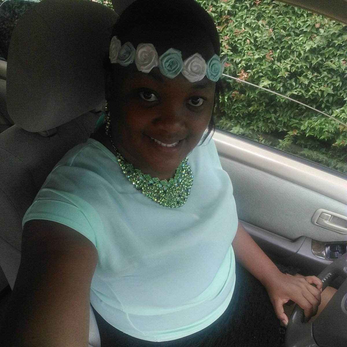 ShanaJanet's tweet photo. #NewProfilePic https://t.co/OJcUOXZZre