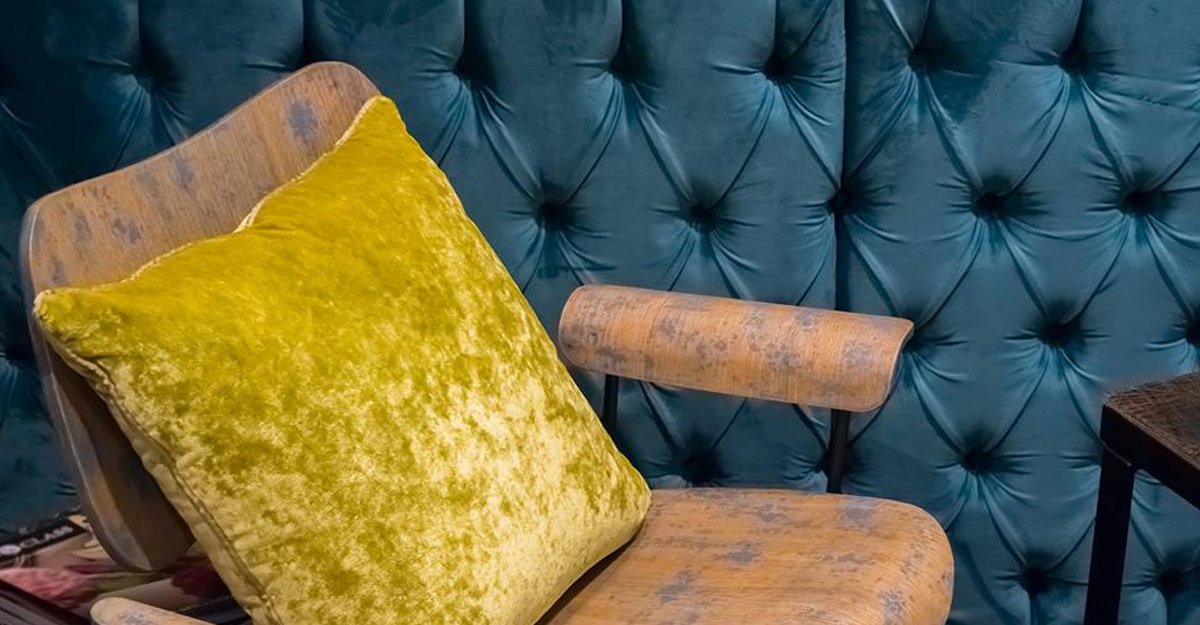 Velvet upholstery fabrics, a trend for 2017-2018. Boheme and Sofia #fabrics #InteriorDesign