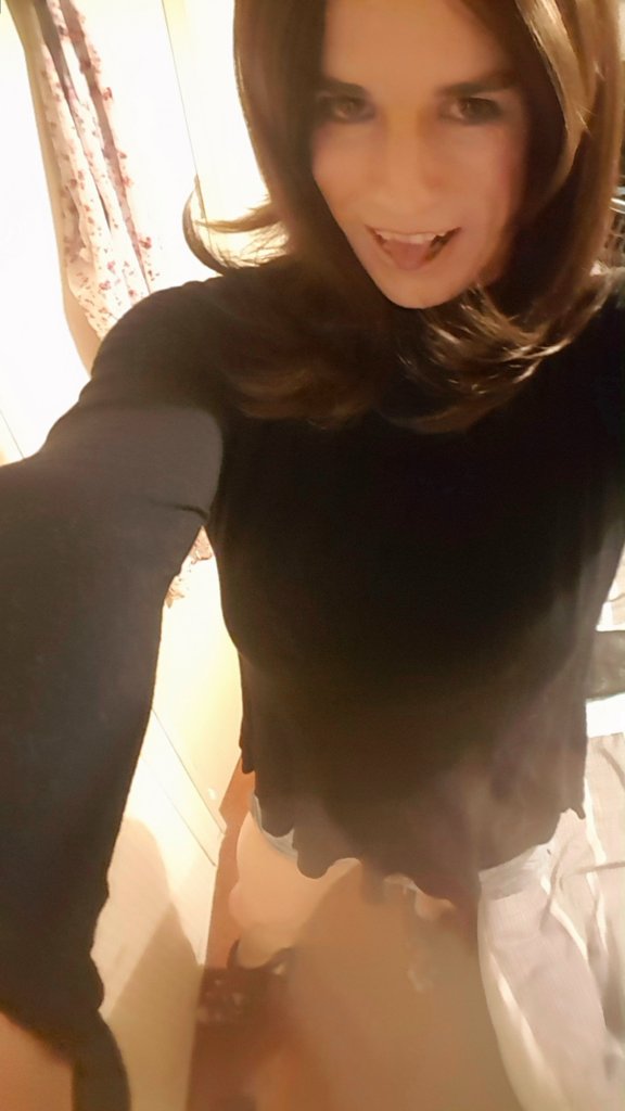 Islasukyoff's tweet photo. Not often I let my hair down 😇 #tranny #tgirl #cd #fuckmenow #cum4me #horny #bj https://t.co/9I26jygVzA