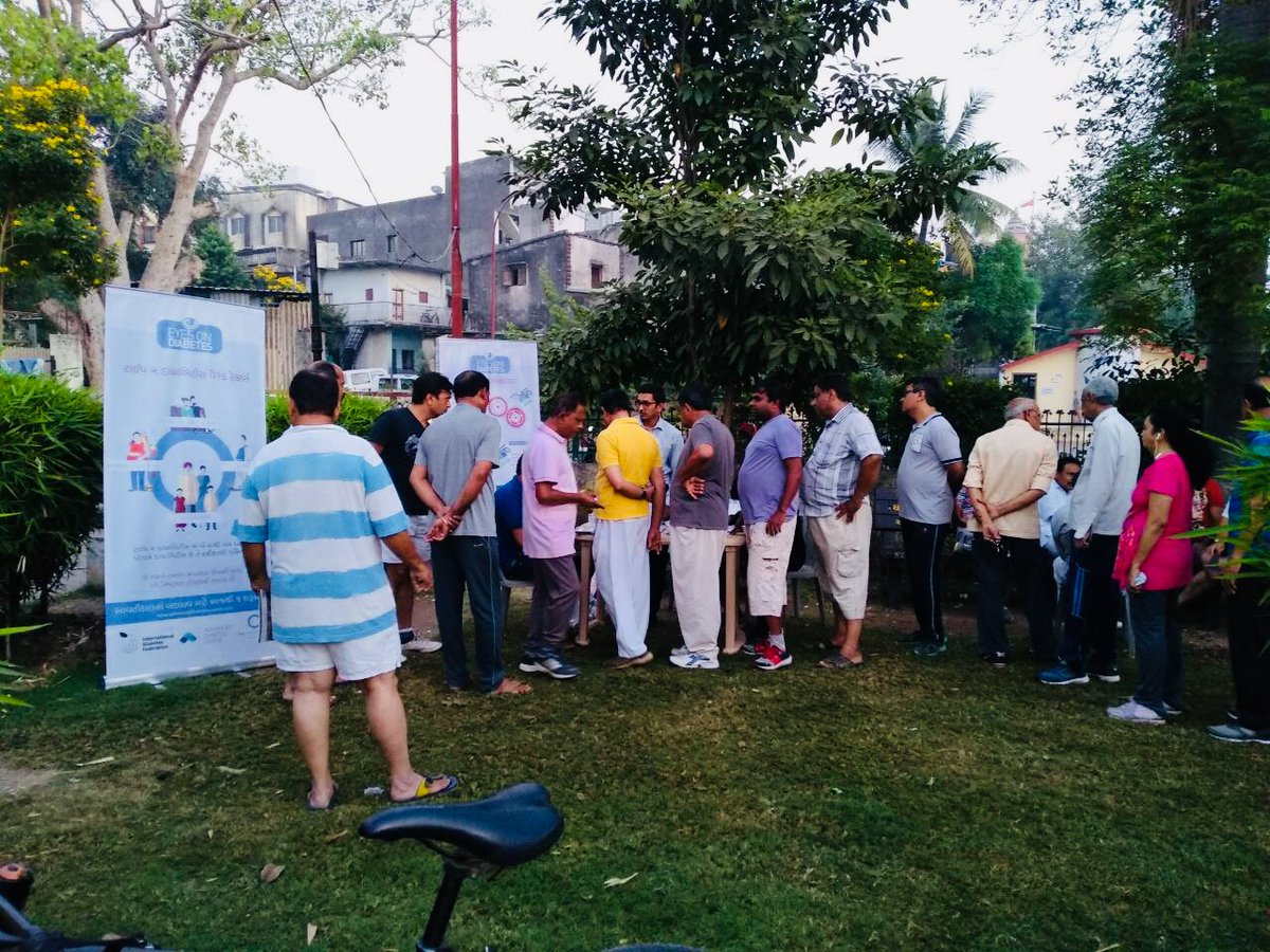 AdcplInfo's tweet photo. People getting their blood sugar checked at ADCPL's booth at Lake Garden #ADCPL #Diabetes https://t.co/rhPefxaD6V