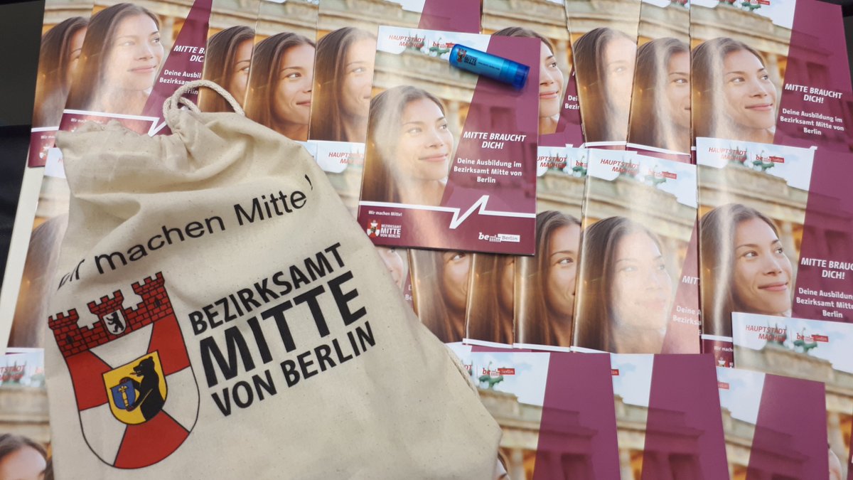 BA_Mitte_Berlin's tweet photo. Guten Morgen #Berlin - Wir sind heute &amp; morgen auf der Ausbildungsmesse "Einstieg" zu finden! Kommt vorbei &amp; lasst euch über die vielfältigen Ausbildungsberufe des @BA_Mitte_Berlin beraten. #wirmachenMitte! https://t.co/P5TWcylTdQ