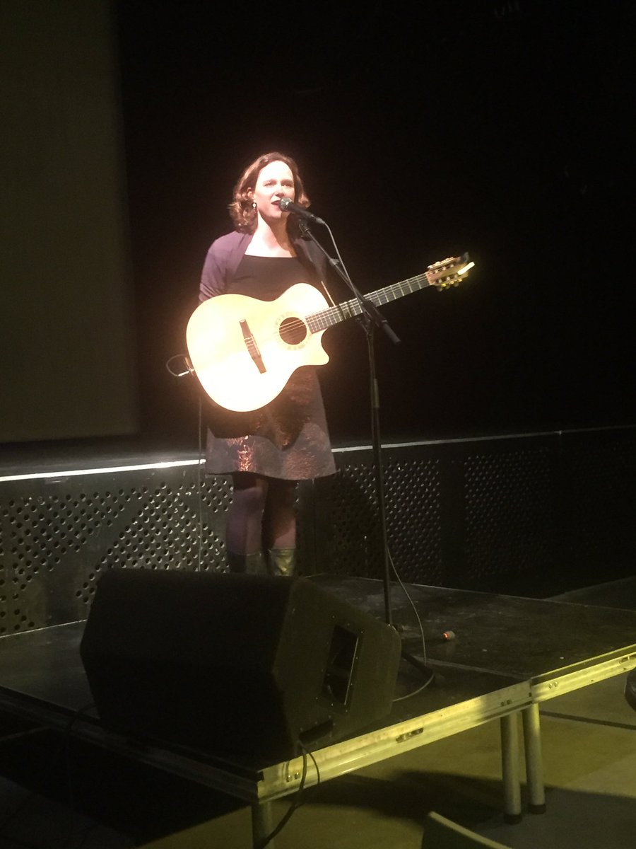 Mooi #event gister <a href="/bindAchterhoek/">bind! - platform inclusief ondernemen Achterhoek</a> <a href="/drucultuur/">DRU Cultuurfabriek</a> met fantastisch optreden <a href="/MaudWilms/">Maud Wilms</a>