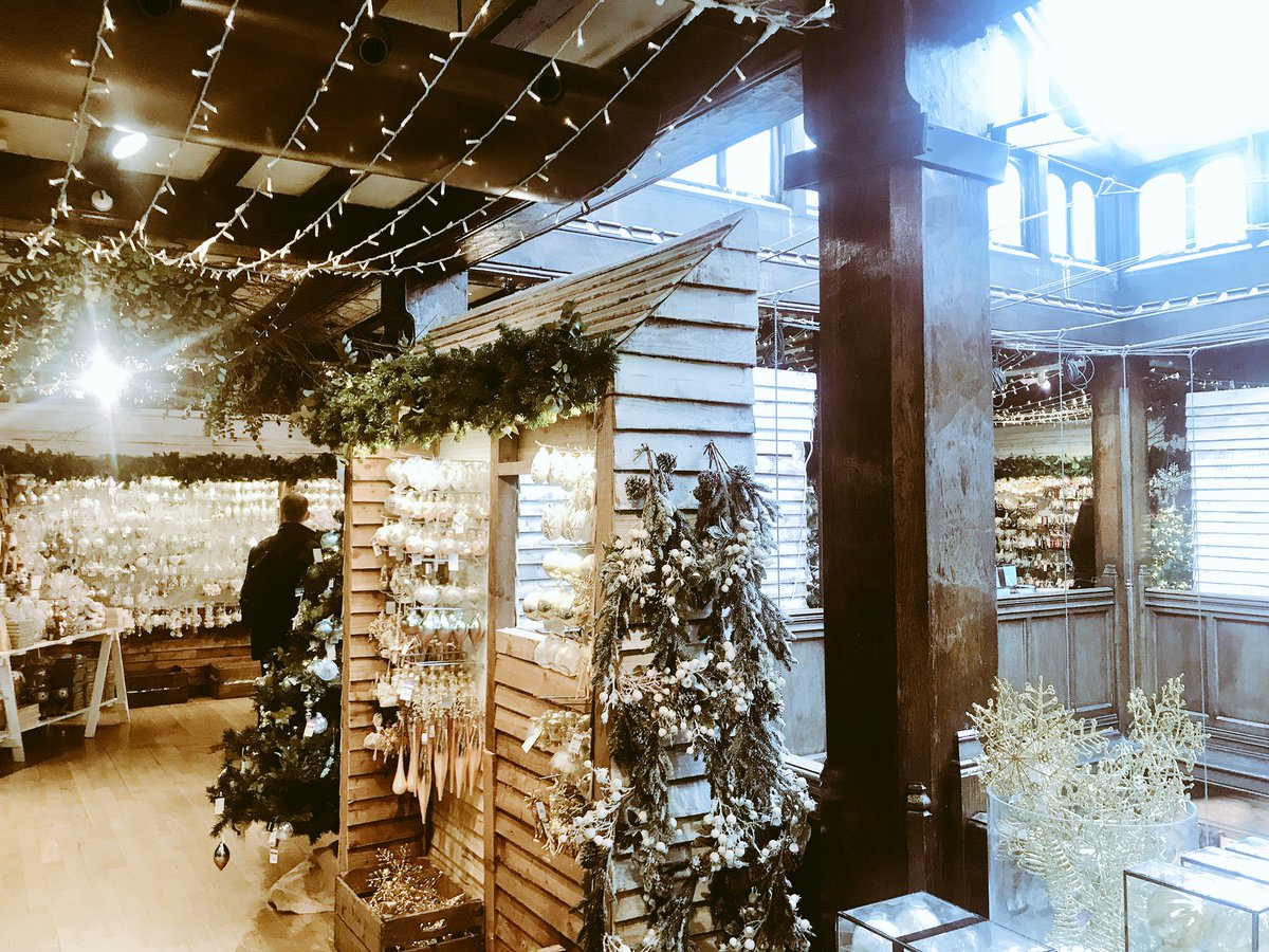RW_JessicaS's tweet photo. Retail’s beginning to look a lot like Christmas... Buying baubles in @LibertyLondon as is tradition #xmas #retail #london #shops https://t.co/jeNgyZlmN5