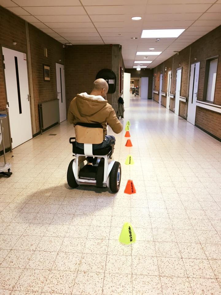 NinoNL01's tweet photo. Training met de Nino gaat soepel 😀#toegankelijk #vrijheid https://t.co/c3DkzTScFQ