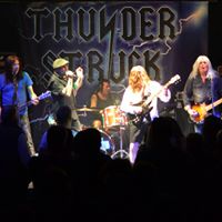 ilfracomberocks's tweet photo. And the Amazing Supportbands for the Headliners 
Friday2nd Nov 2018 Higher on Maiden
Sat 3rd Nov 2018     Thunderstruck
Sunday 4th Nov       Sykko Dollz
all at ILFRACOMBE ROCKS 2018 https://t.co/kAi5F91DN4