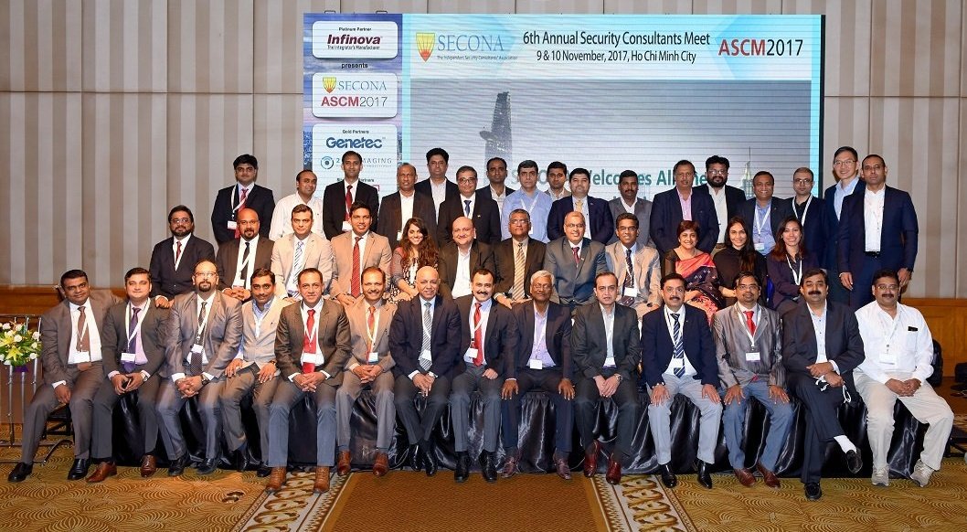 secona_ascm's tweet photo. The #Secona #ASCM2017 team ! https://t.co/3hFV0tZGVD