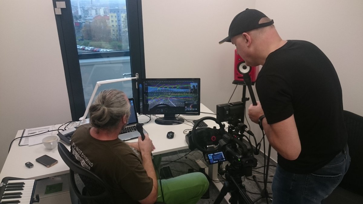 SCSsoftware's tweet image. Yesterday was a busy day for @SQRLTV in our office...

Keep an eye on his channel if you don&apos;t want to miss any interview with the SCS Software members... 😉