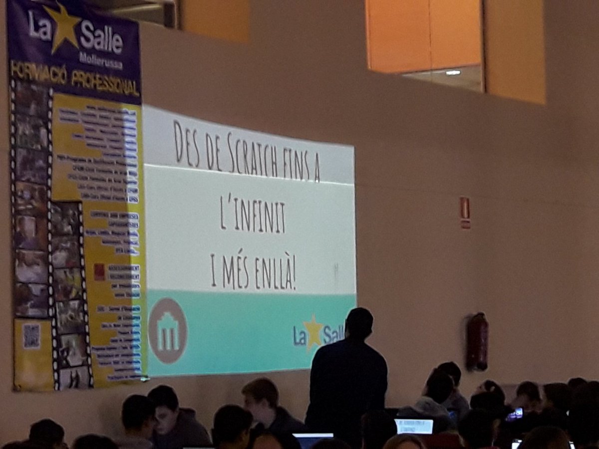 baldillou's tweet photo. Primer una introducció a la programació amb Scratch @SalleMollerussa #MLP2017 #Mollerussa https://t.co/d5muBjG4Py