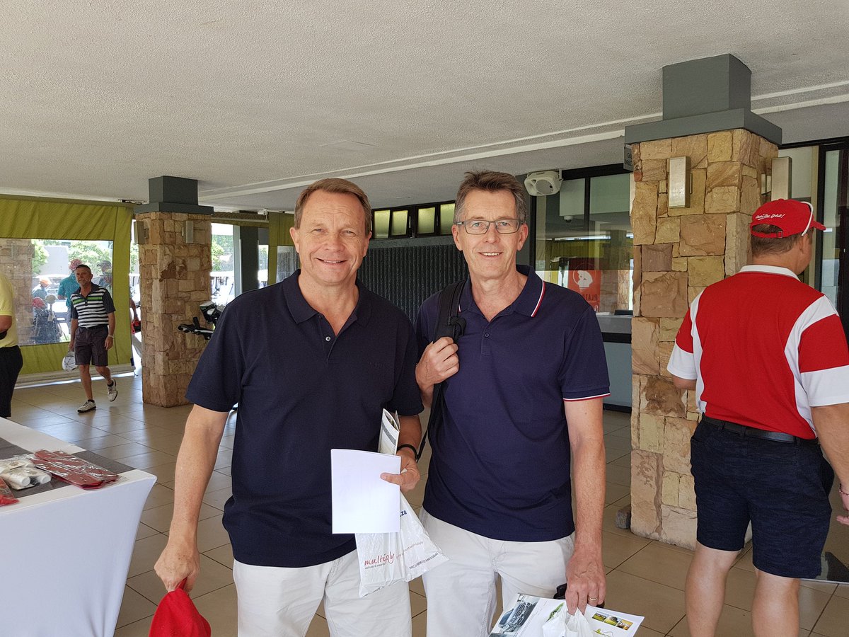 KingEdVIISchool's tweet photo. #RedGolfDay🏌️♂️⛳ @KingEdVIISchool @RandparkGolf great to have such great support! #redthanks https://t.co/87uhV1QMGK