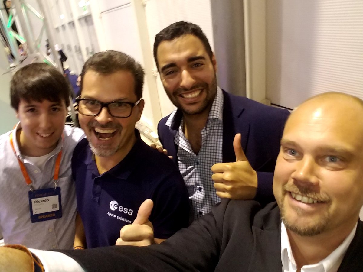 UnibapAB's tweet image. Backstage with friends from ESA-BIC and @franksalzgeber from ESA Tech Transfer Program. #websummit2017