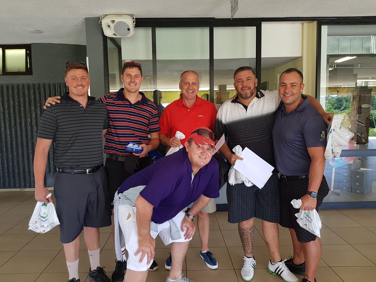 KingEdVIISchool's tweet photo. #RedGolfDay🏌️♂️⛳ @KingEdVIISchool boys ready to hit the course @RandparkGolf #Enjoy https://t.co/xWar5oTuJv