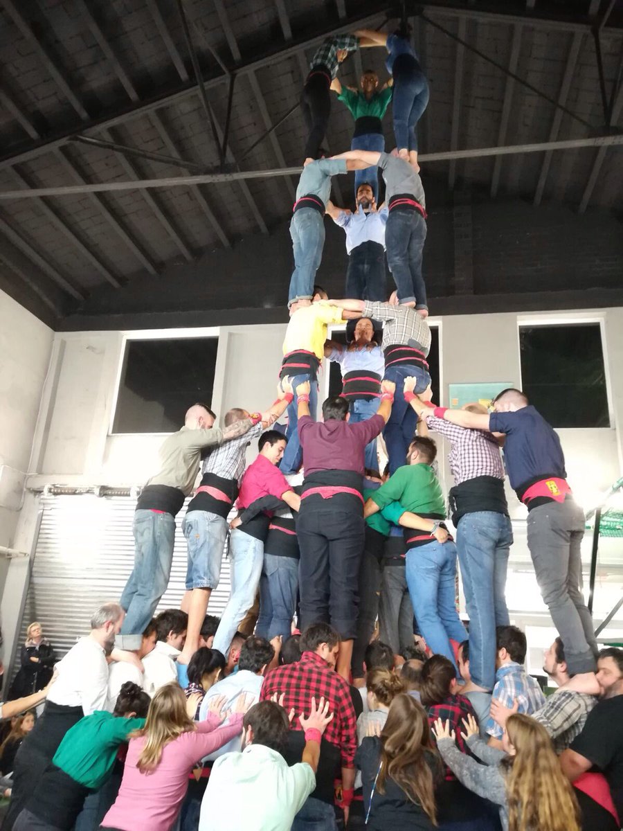 saballuts's tweet photo. A l'assaig de dimarts: 4d8 folre a terra sencer, 5d7 net sencer, 3d9f fins quints.

Si avui ho millorem, quina actuació podem fer diumenge al #Cl9t ?

Últim assaig de la temporada, últim esforç pet fer història.

#FemHoMagic https://t.co/0A4YYudpqM