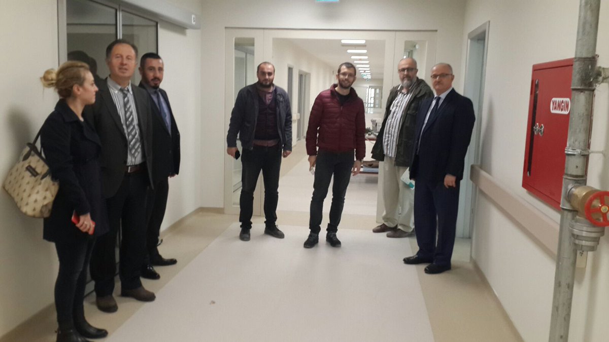 KKHBGS's tweet photo. Kocaeli KHB Genel Sekreteri Op. Dr. Şenol Ergüney @Kocaeli_DH 'de yapılan anlık çalışmaları değerlendirmelerde bulundu. https://t.co/xvGJXqoj7p