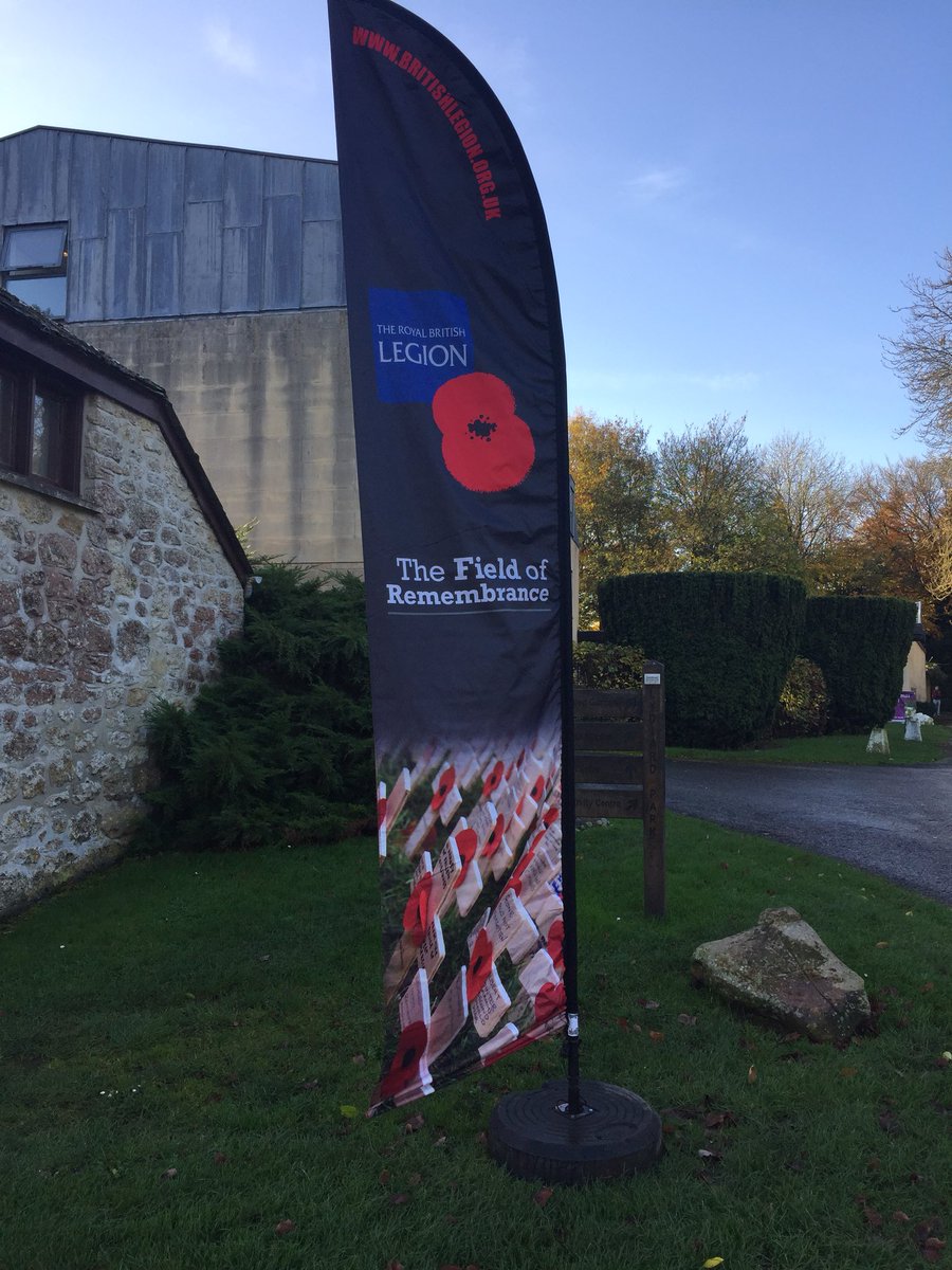 DefenceAcadMWC's tweet photo. Another lovely morning with the @PoppyLegion Opening the Royal Wootton Bassett #FieldofRemembrance @LydiardPark  #StrongerTogether #DAMWC #LestWeForget #RethinkRemembrance https://t.co/9Jd0UtzSJb