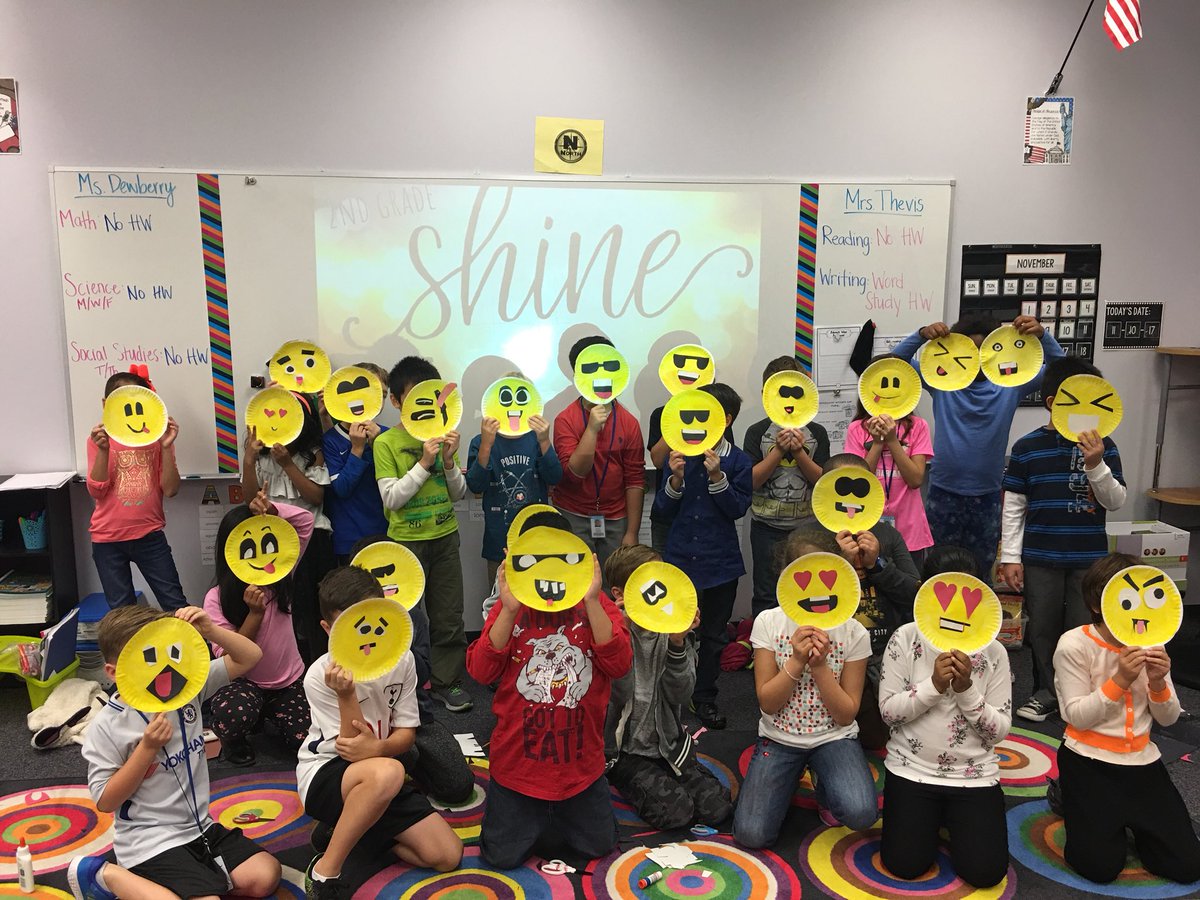 First SHINE class was a success! <a href="/MrsThevis/">Amanda Thevis</a> and I made paper plate emojis with our kids! #sceshine #Creechpride #creechuniversity #BeTheLegacy <a href="/katyisd/">Katy ISD</a>