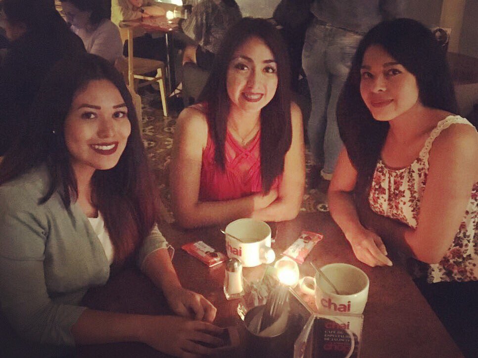 KarenPolethM's tweet photo. Ir por un café a donde no aceptan efectivo.🤦🏻♀️ Gracias @EstefanySieich te voy a #Sendear ese préstamo con BBVA SEND de @BBVABancomer . 😎 https://t.co/3VJySJhPe3