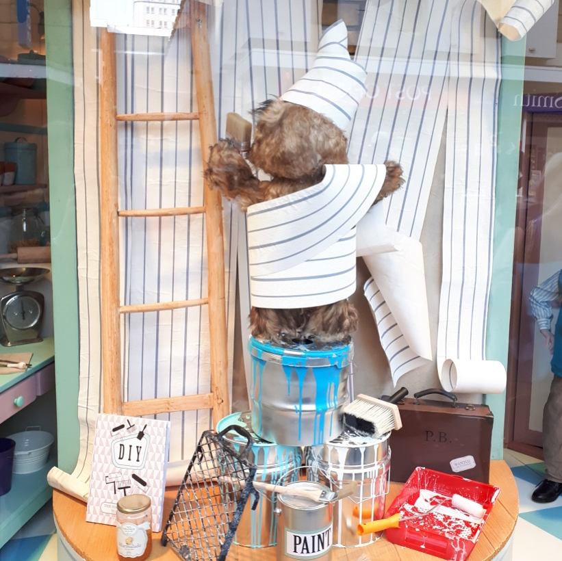 Patternation's tweet photo. Oh dear poor Paddington Bear is struggling with his papering, a little more practice may be needed I think. #PracticeMakesPerfect ๐ป
#wallpaper #papering #decorating #interiors #diy #paddington #paddingtonbear #marmalade #fenwick #fenwickwindow #newcastle #UK @fenwicknew https://t.co/H7bNvrZjLa