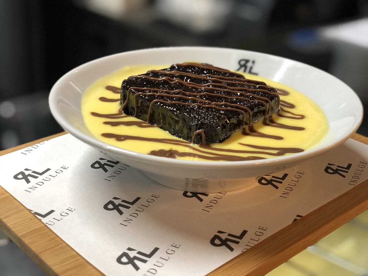 reflexionlounge's tweet photo. Ready for the Cold with our Choc Sponge & Hot Custard! @rlindulge Are you? #RLindulge #RLtreats #M503SB #salford #salfordquays #gourmet #food #foodie #foodporn #foodblogger #sweettreats #sweettooth #delicious #deliciousfood #deliciousness https://t.co/MOxlaq69R1