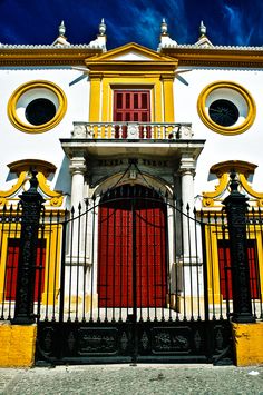 EMKDesigns's tweet image. #FridayFace...