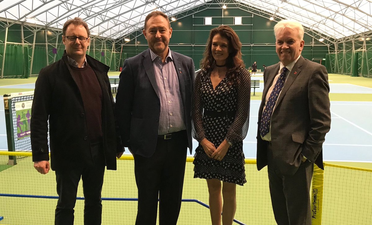 It’s great to have <a href="/Annabel_Croft/">Annabel Croft</a> <a href="/ellesmerecoll/">Ellesmere College UK</a> this afternoon to officially open our new tennis centre.