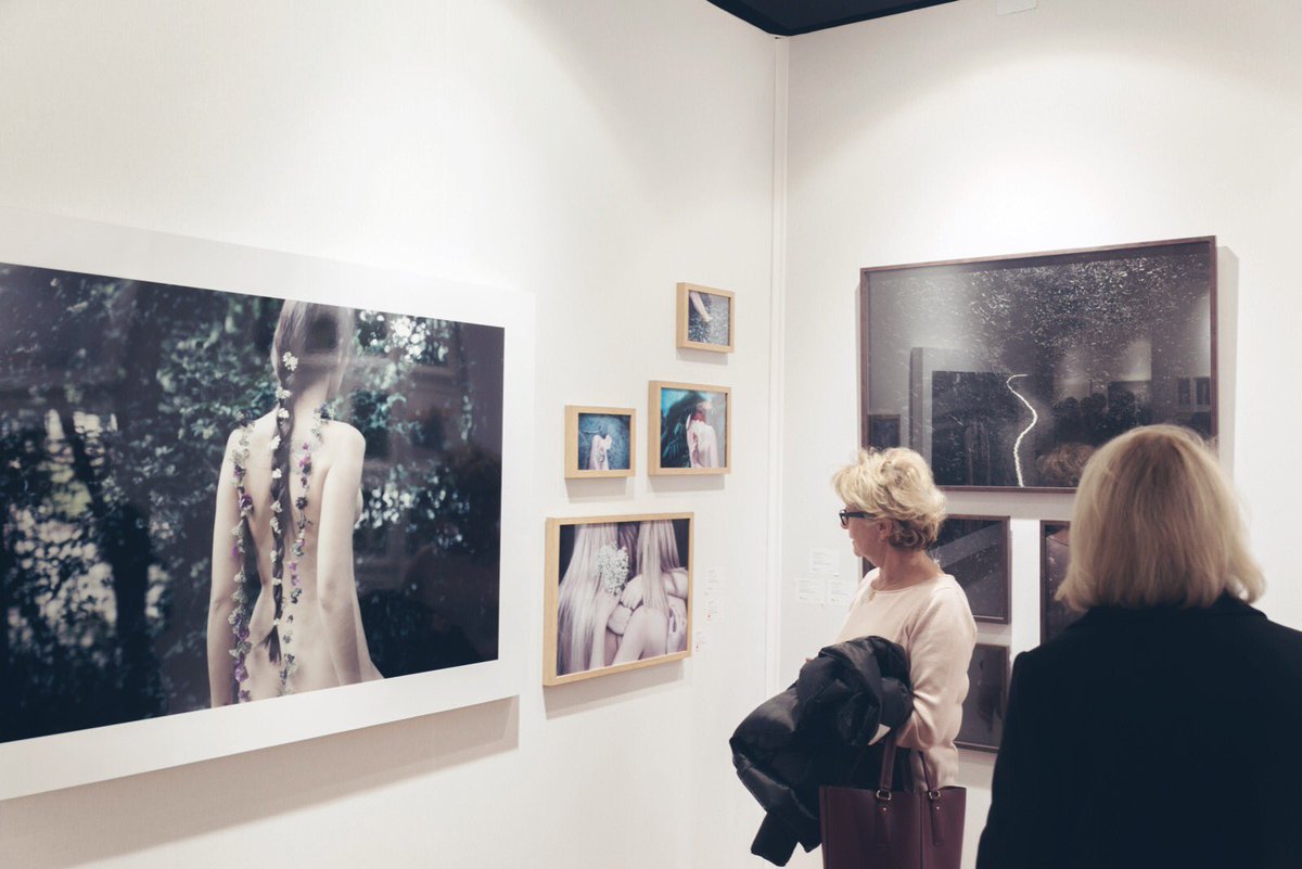 irenecruzfoto's tweet photo. Hola desde @fotofeverparis
¿Alguien por París? Pasaros a saludar por el #411 @fiftydots 💙
Hi from #fotofever Any of my followers is now in Paris? Come to see us at #411 stand #fiftydots https://t.co/RP6yrU93Nt