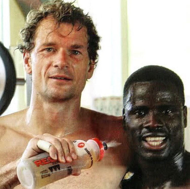 Happy birthday to Arsenal legend Jens Lehmann! (Insert witty caption)  