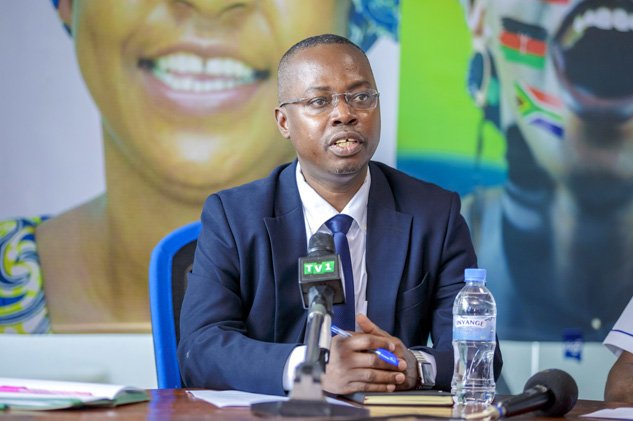 HopeMagazine1's tweet photo. “@TigoRwanda is committed to constantly satisfy its customers by meeting and exceeding their expectations” CEO @PhilipFAmoateng.  

More on https://t.co/dGZwJofBQv 

#TigoYanjye  #Isanzure #LiveitLoveit #Rwanda https://t.co/AJw9ucuJWf