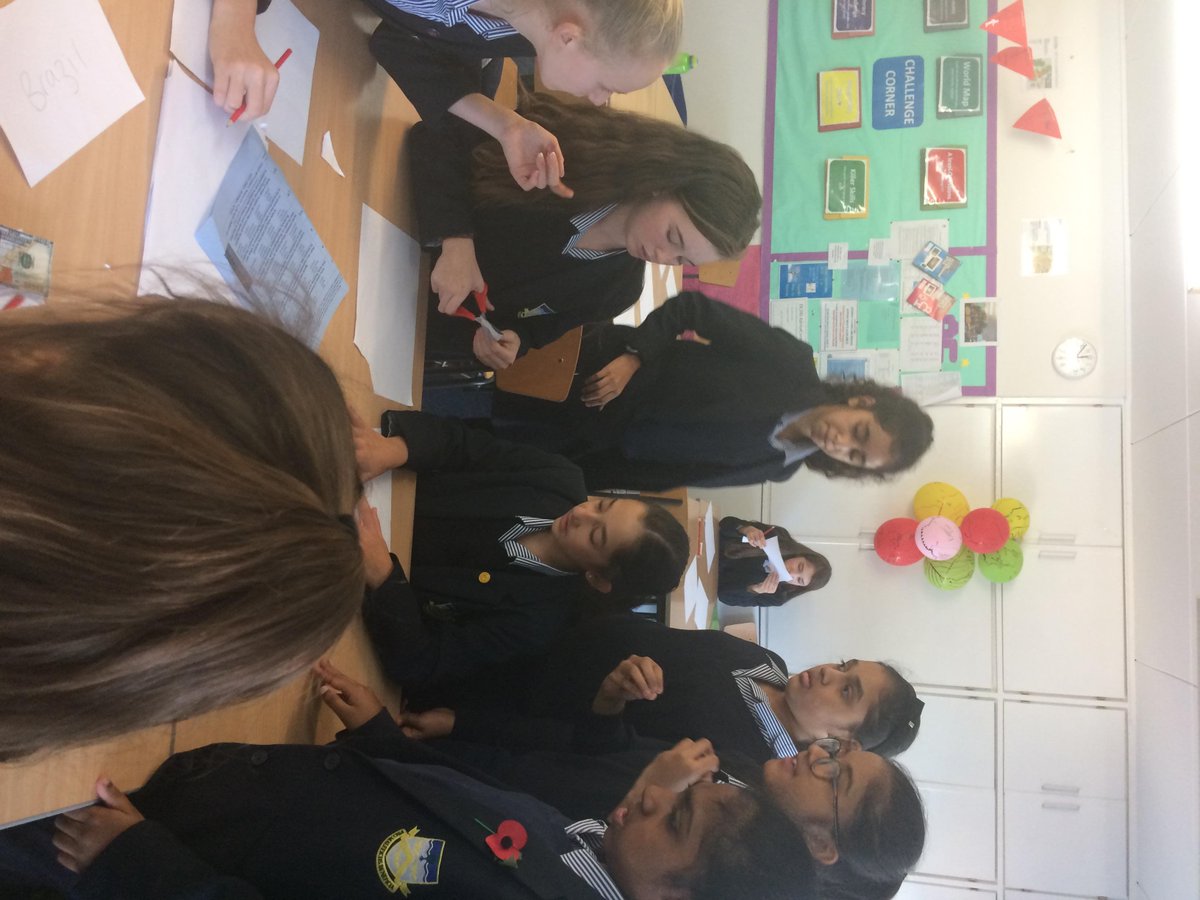 DCHS_Geography's tweet photo. Enthusiastic year 8 Geographers playing the trade game! @ChallonersHigh @DCHS_Geography @DCHS_Learning https://t.co/LCSDU8FIBi