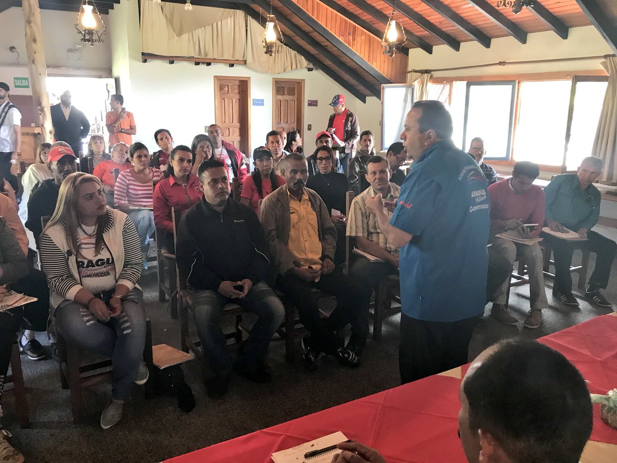 CarylBertho's tweet photo. Hoy a 30 Días de una nueva contienda electoral estamos seguros que con la maquinaria 4X4 en TOVAR vamos a llevar a la Reelección al Alcalde Revolucionario Henrry Vázquez ¡VENCEREMOS! https://t.co/shwDh06miN