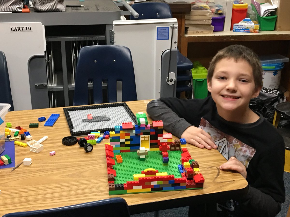 JBCaryLibrary's tweet image. Cary student creates a “secret base” out of Legos during MakerSpace! #everykidmatters #carysoars #HCSTitle1