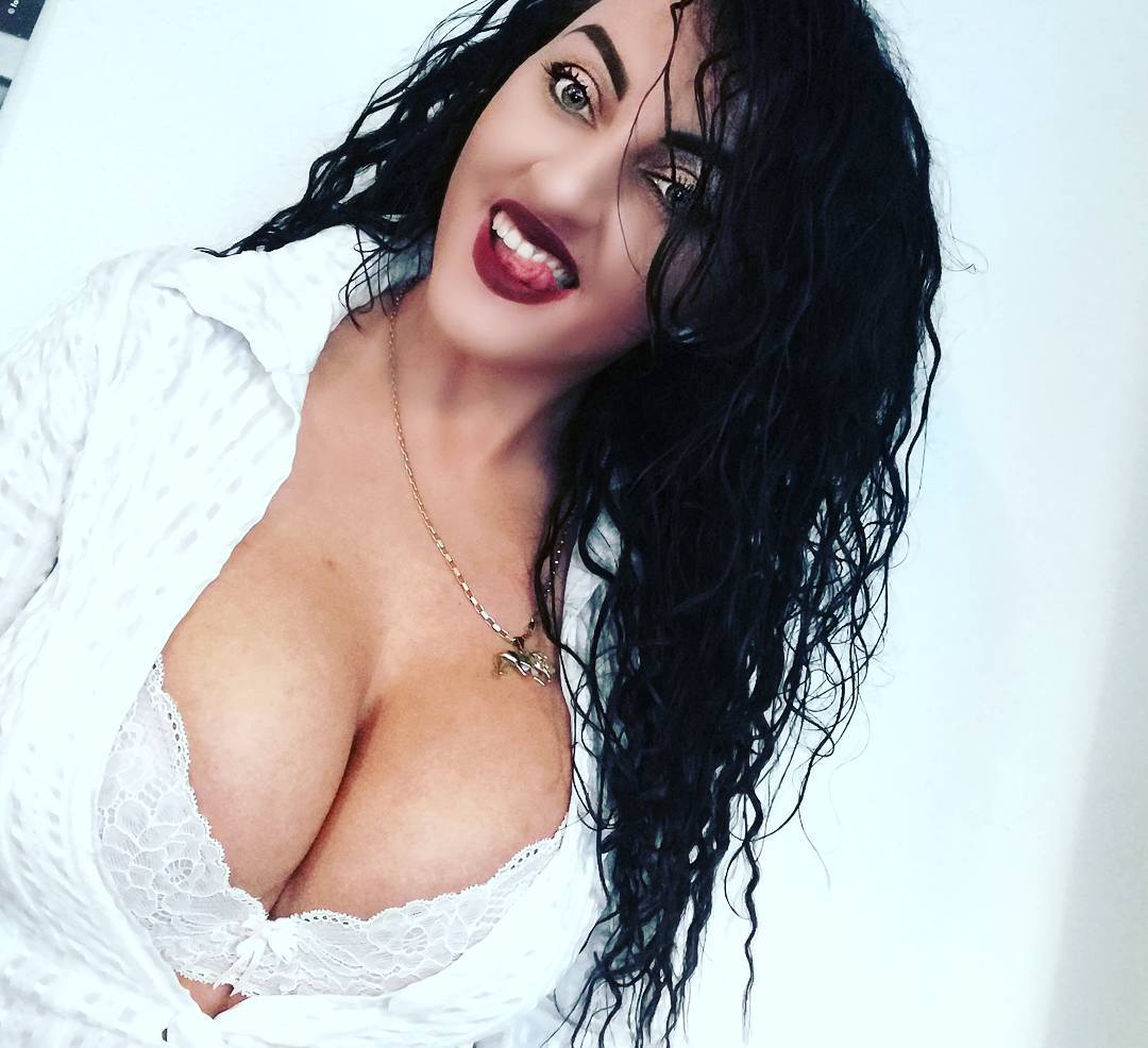 SK_CZ_Babes's tweet photo. Beautiful #slovak #fitness babe #KarinMajorosova 🇸🇰 #sk_cz_babes #bigtits #lingerie #bigboos #amazingfigure https://t.co/J67ZSOdEft