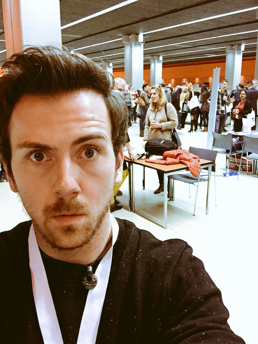 DarrylRyanMarc's tweet photo. When you’re in a room full of Dutch teachers and don’t have a clue what anyone is saying... #clic2017 #EnglishManInUtrecht #notaclue #EH #teaching #Netherlands #justsmileandwave #inspiring #faceofapersonwhosconstantlyconfused https://t.co/up5uQMB9iq
