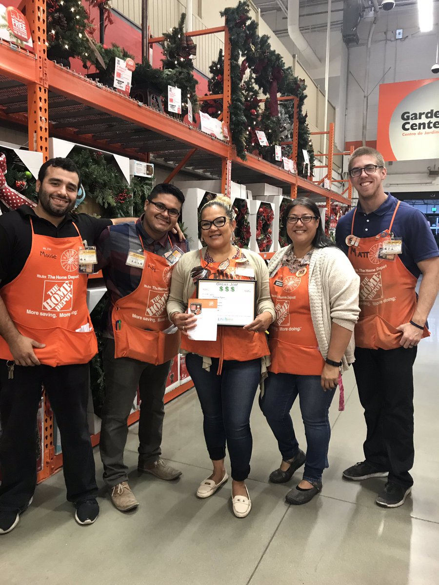 THDBrea's tweet photo. Recognized Patty D90 for her H2O Treatment Lead that sold for $8K #HDservices  #winner @NotoKara @PacSouth @Allen83hd https://t.co/3MlihCro7T