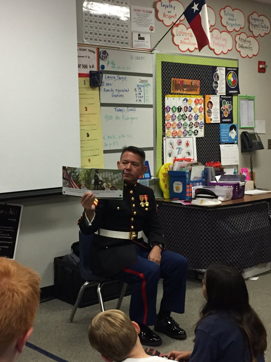 Quintana5phe's tweet photo. Thank you to all veterans and Thank you @JMRodriguezEDU for visiting our class to read and share your story. @PHEHuskies https://t.co/dwhVAiiNBE