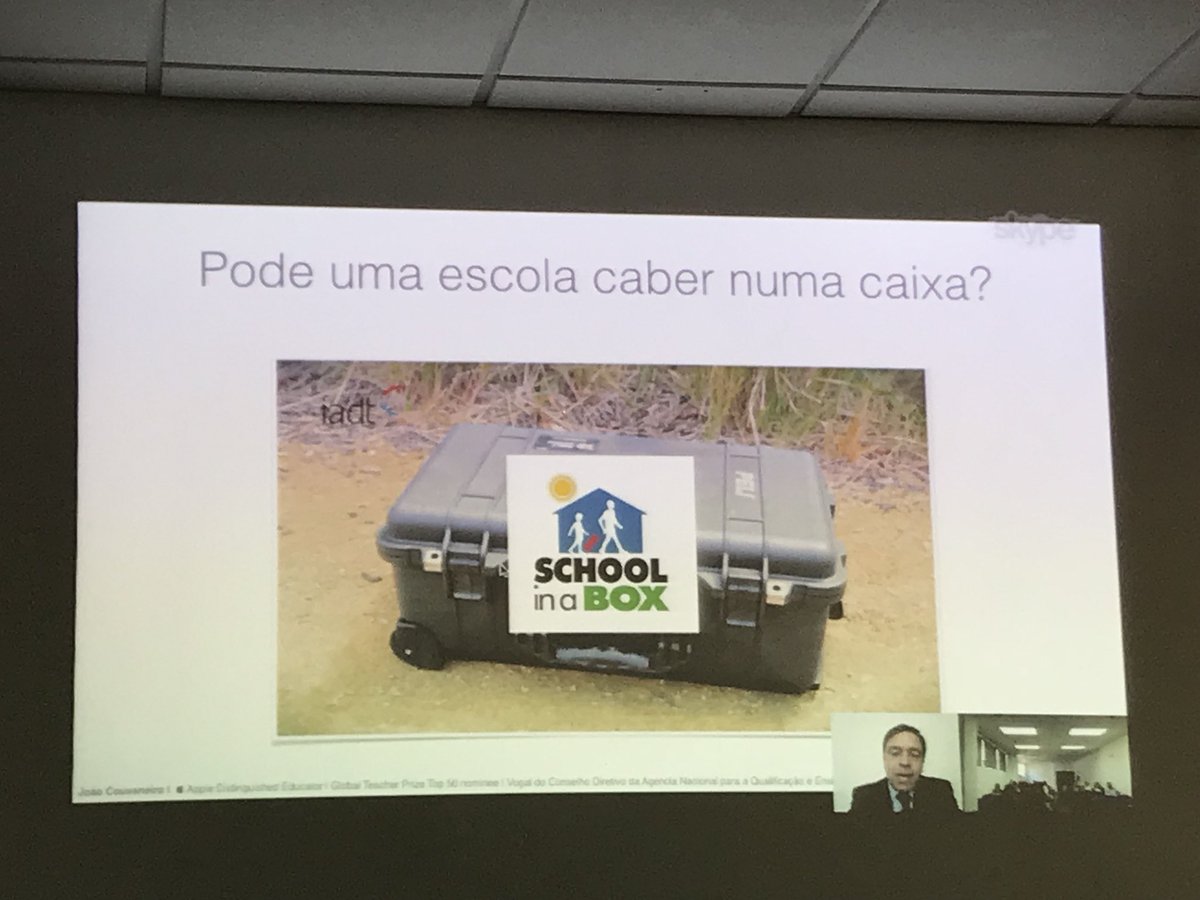 seepluex's tweet photo. o prof. @JoaoCouvaneiro fala do interessantíssimo projeto ‘School in a box’ @iberisTICs @agbenito @teacherinside @infouex #tecpt https://t.co/W1VuQDDqr1