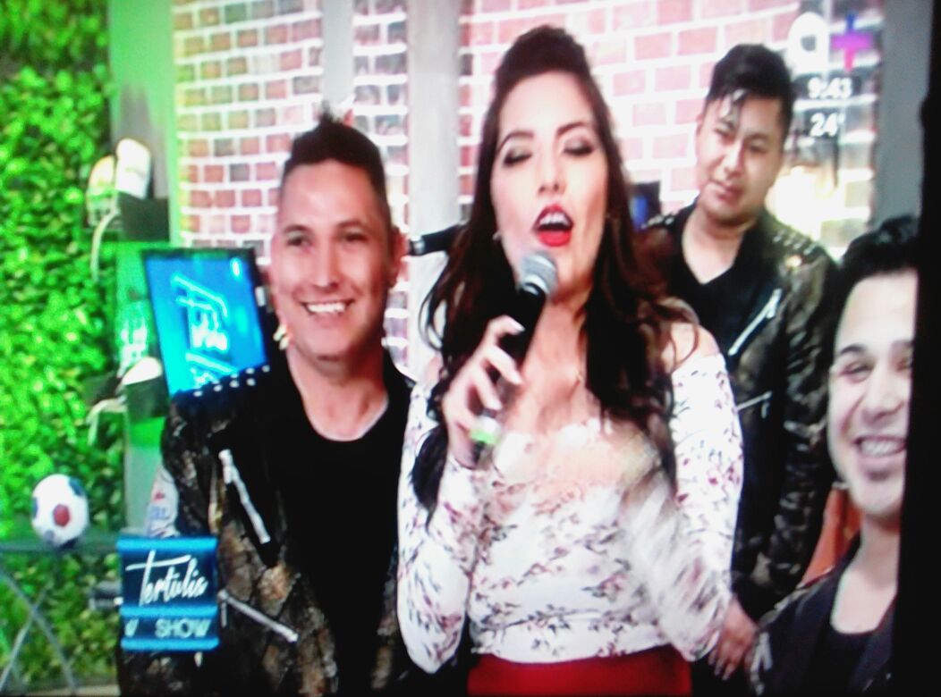 LaRealDeMty's tweet photo. Buenos días esta semana fue de puros medios de televisión y agradeciendo a todos por su apoyo incondicional. Tertulia Show https://t.co/xQtRN4Qi1y