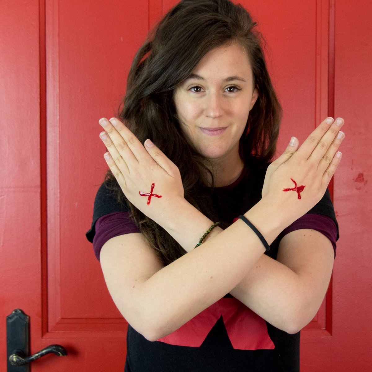 TEDxLeon's tweet photo. Te presentamos ❌-Team, del que forman parte:
➡ Silvia @AstorgaSilvia 
➡ Sara @Sara_Colinas
➡ Dani @danidieguez
➡ Verónica @VeronicaHegar

#TEDxLeon #Leonesp #TEDx #Voluntarios https://t.co/7NiV8ZM8ez