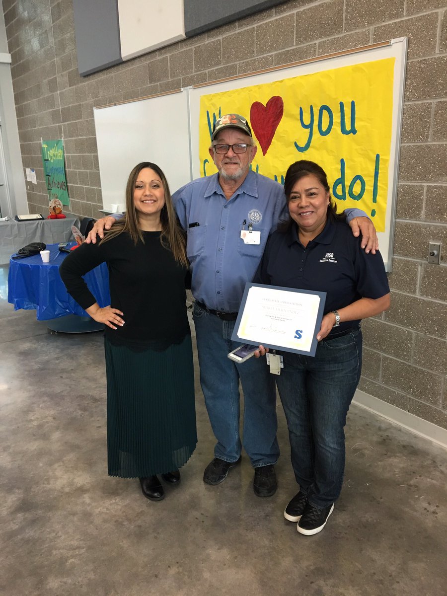 Mitchell_Elem's tweet photo. Thanks to AC facilities for their ONGOING support! #keepuscool @SouthArea_HISD @hisd_facilities @Busby_isms @HISD_Supe @TeamHISD https://t.co/KvJCaQtPgx