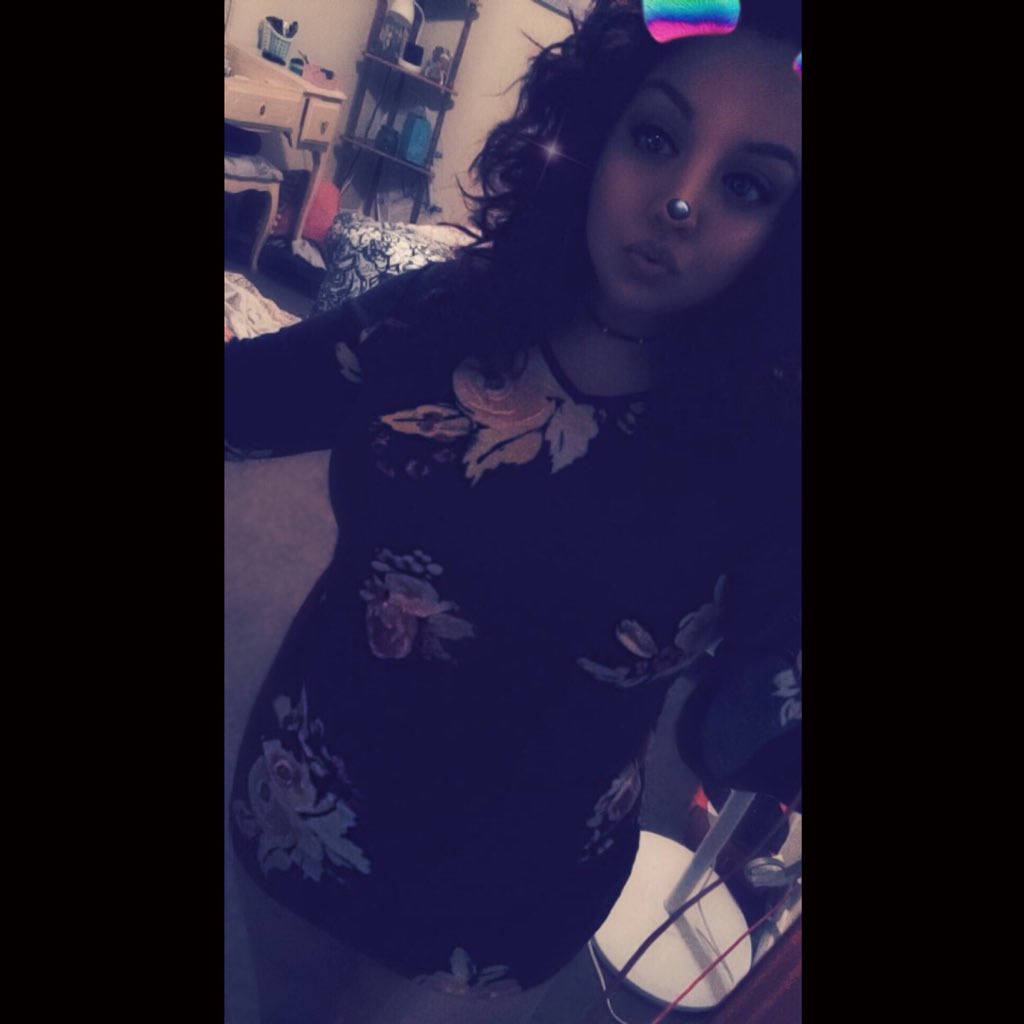 MissLopez_x3's tweet photo. #NewProfilePic https://t.co/Ty9rOaKq0x