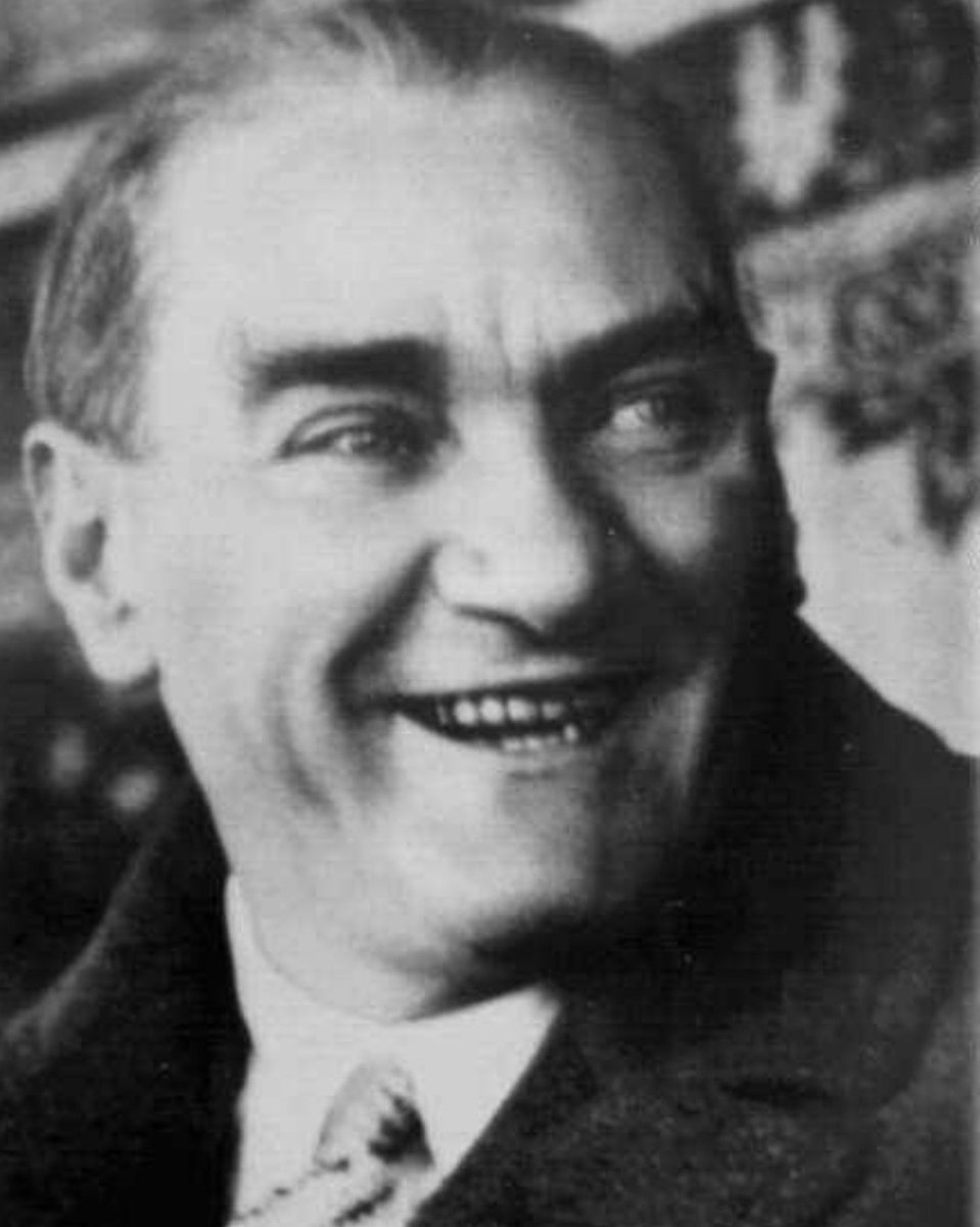 _MaViAY's tweet photo. Her 10 Kasım'da doluyorsa milyonların gözleri, hergün minnetle anıyorsa o milyonlar seni, sen ölmemişsindir. #İlelebet #MustafaKemalAtaturk https://t.co/ToPOgt9TXw