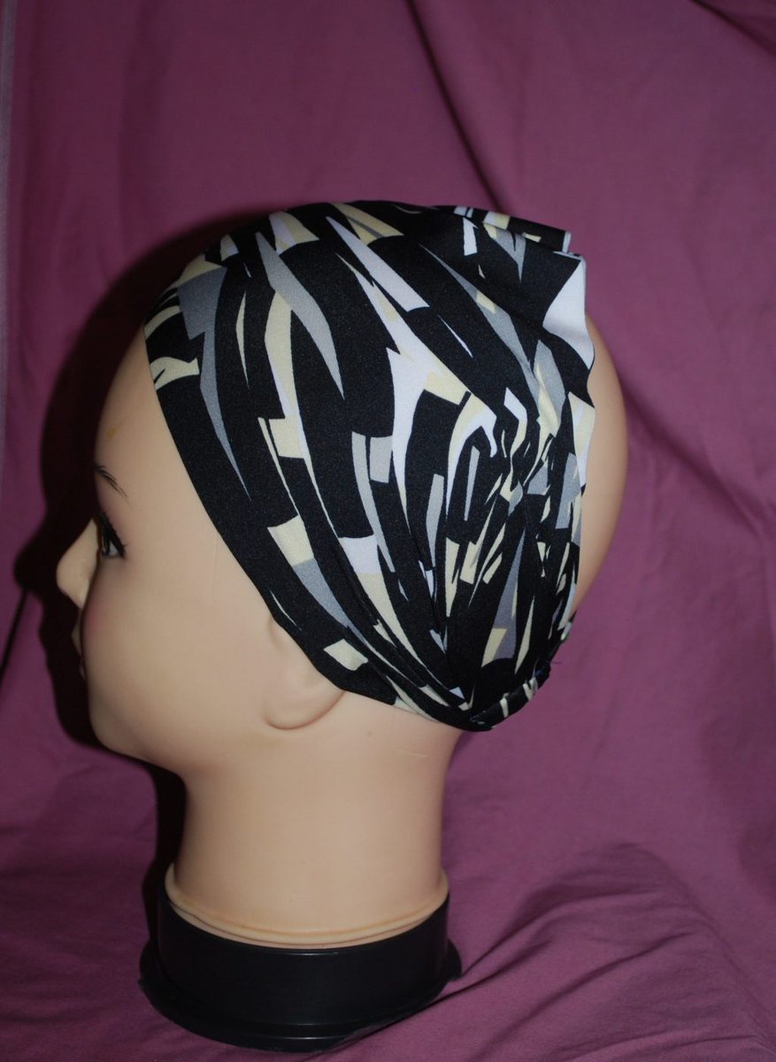 SlymiSocks's tweet photo. Ponytail Headbands https://t.co/ws8WVtKaCM https://t.co/nrGHtLP87X
