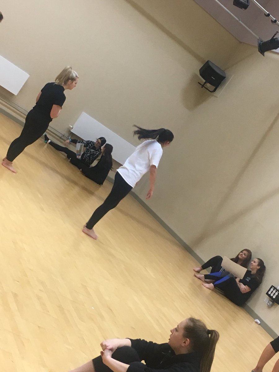 TheSimpsonBoard's tweet photo. Some Pictures .. @DanceUCLan #dance #choreograph #Northwest #inclusive #disability #simpsonboard #lisasimpson https://t.co/dyrYuJWn6U