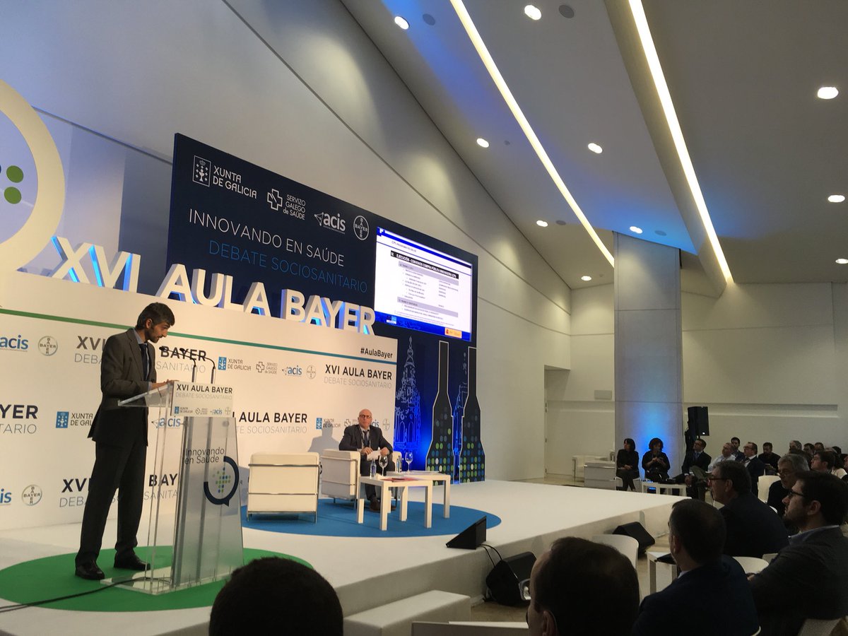 LuisAranton's tweet photo. Sr. Garrido. S.Gral de Fomento a la innovación: Para acceder al despliegue de la solución, hay que alcanzar los objetivos de mínimos, planteados. #AulaBayer #empattics #telea https://t.co/ltirzZl7HF