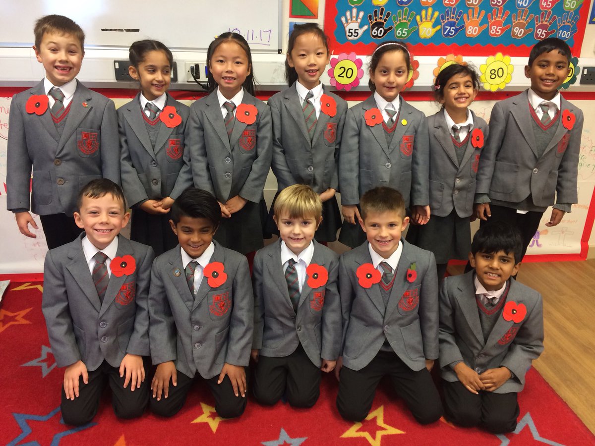 StmikesPrep's tweet photo. Pre-Prep 2 have made poppies in preparation for our 2 minute silence for Remembrance #LestWeForget #stmy2 https://t.co/Hcugyq8Dpv