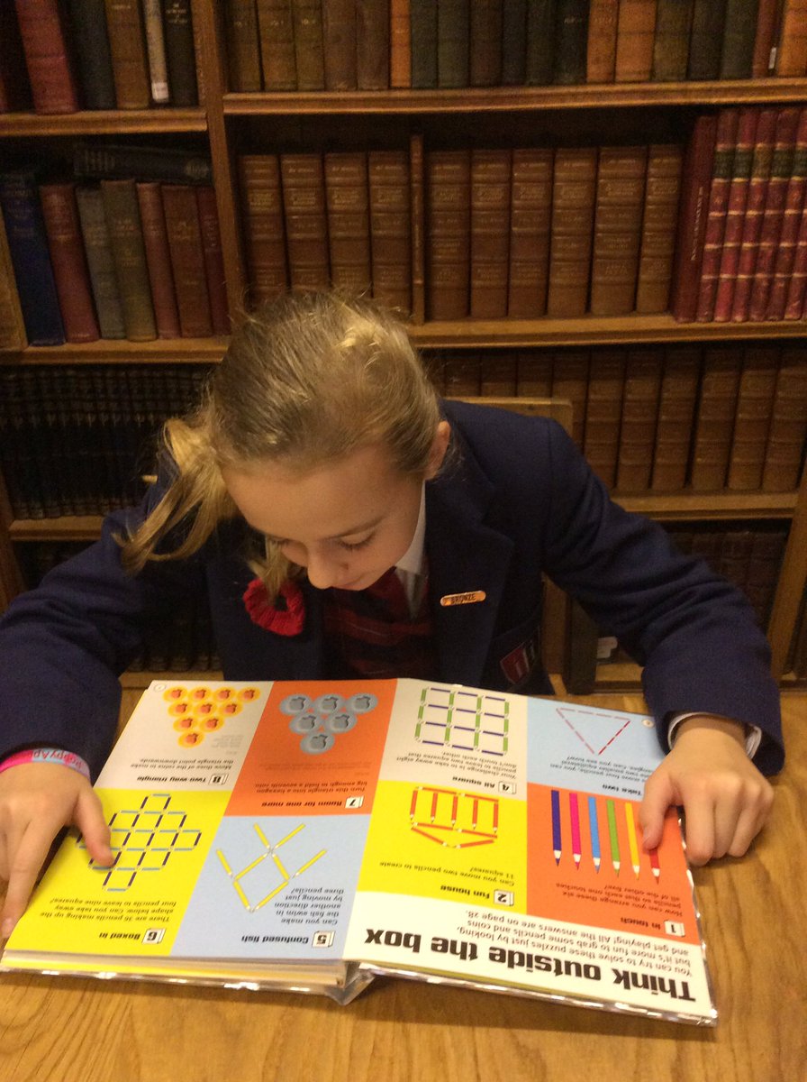 THSch_Junior's tweet photo. Year 6 exploring the books in the Senior School library this morning! @THSch_English #thenglish #thy6 #ilovereading https://t.co/KBvPfK3GCX