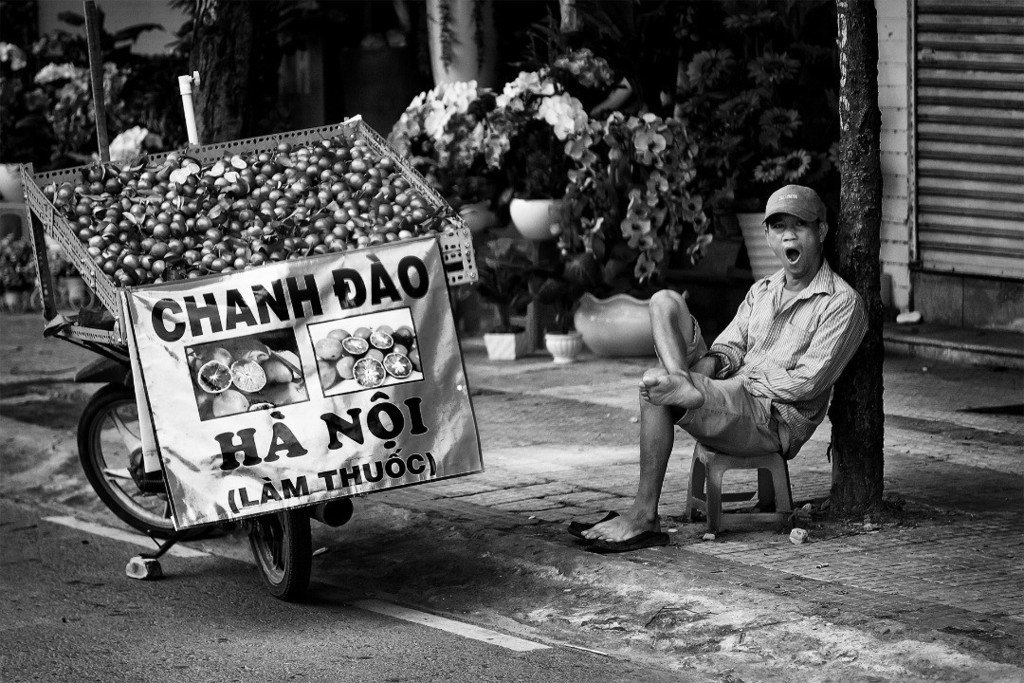MarioLanini's tweet photo. #costantementeinviaggio #travel #travelphotography #vietnam #hanoi #noia #sonno #bn #blackandwhite #instame #instapic #instaphoto #instaref… https://t.co/k6h1FJOMyJ