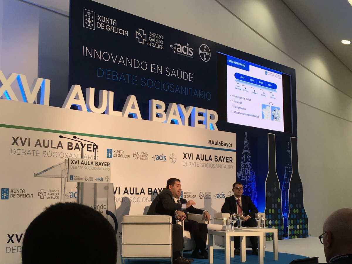 LuisAranton's tweet photo. Benigno Rosón y Antonio García Quintáns: IANUS, Telea, e-saude plenamente integrados. No es un proyecto, es una realidad!! #AulaBayer #empattics #telea https://t.co/bGOrdUHj3m